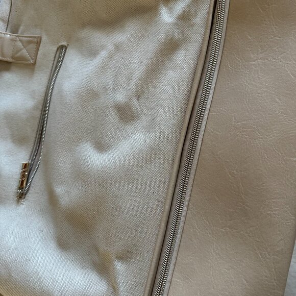 Beis Mini Weekender - Picture 4 of 9